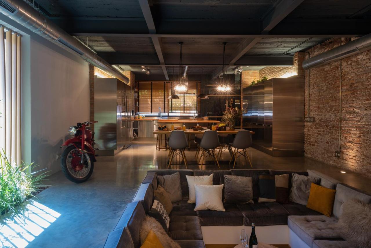 Petit Luxe Loft Apartment Тераса Екстериор снимка